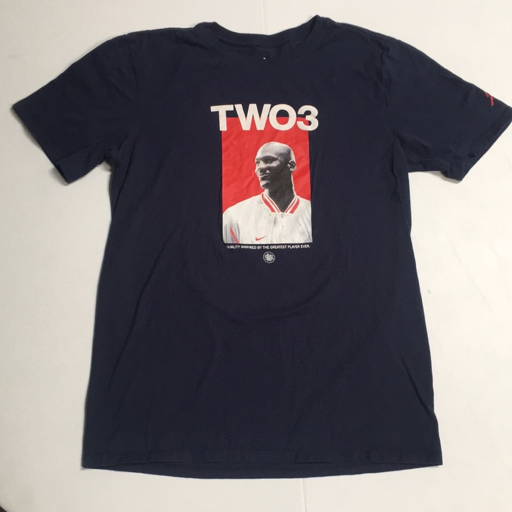 Jordan TWO3 print shirt
